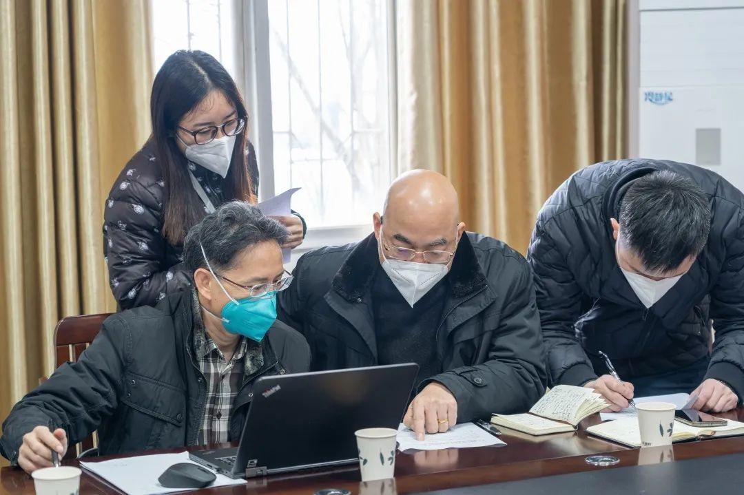 疫情之下，国门全面打开的时间节点与策略考量