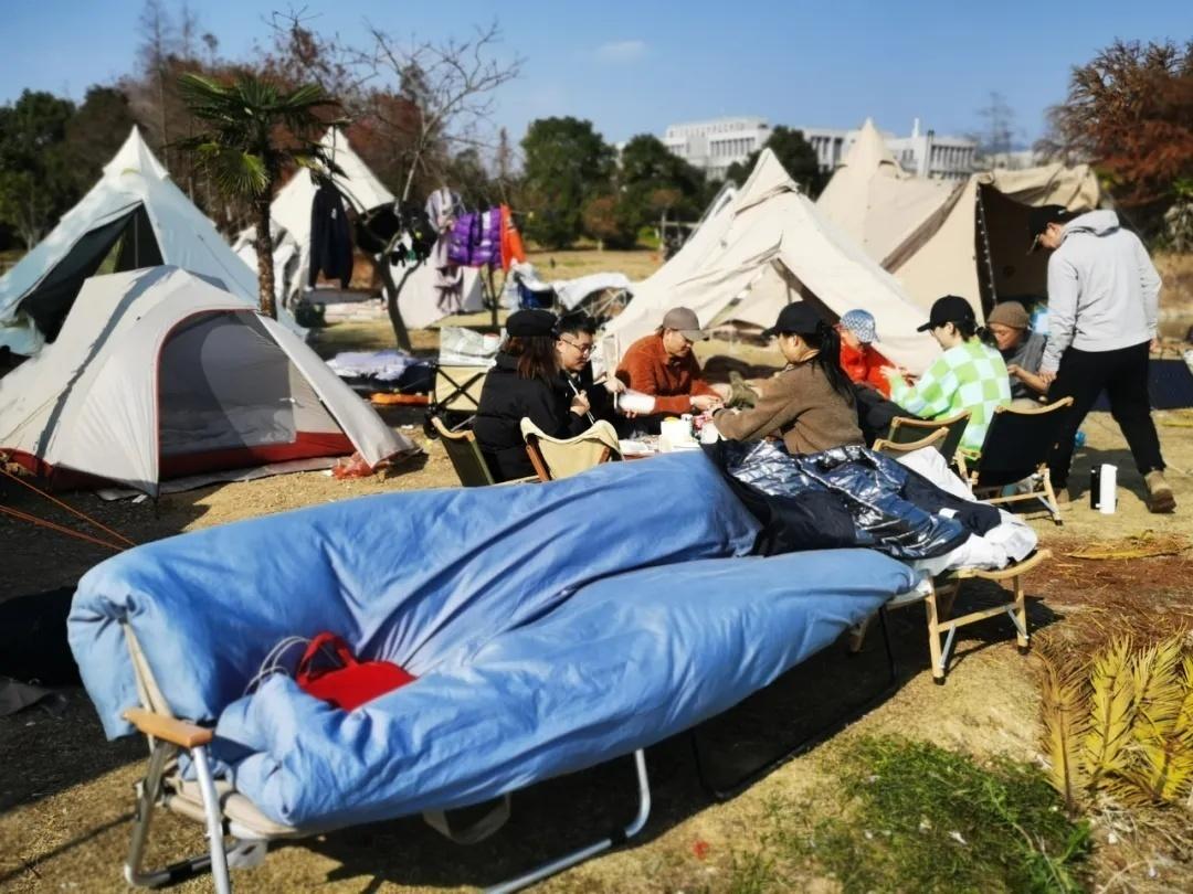 宁波疫情解封时刻，希望与重生的交汇点