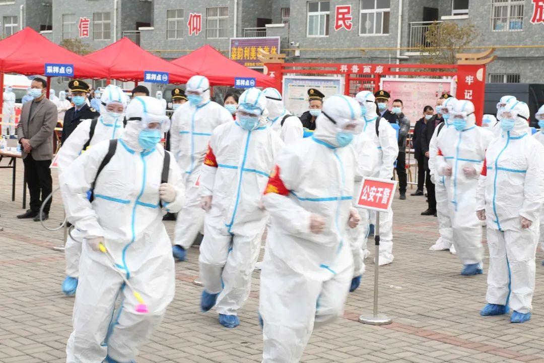 中国新冠疫情结束时间的探讨与前景展望
