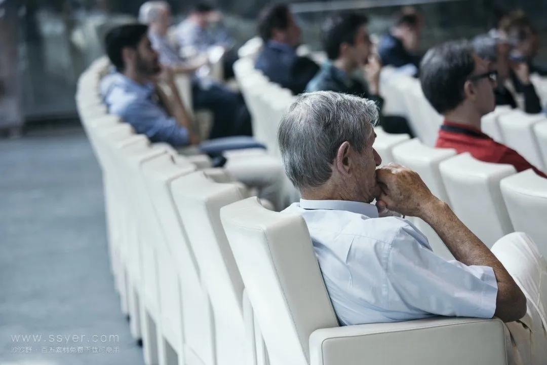 疫情开始时间的探究，一个全球性的记忆点