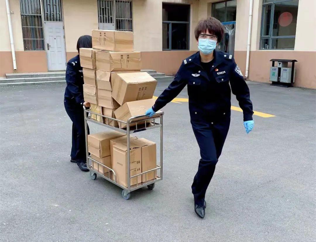 三年疫情，历史的印记与时代的挑战