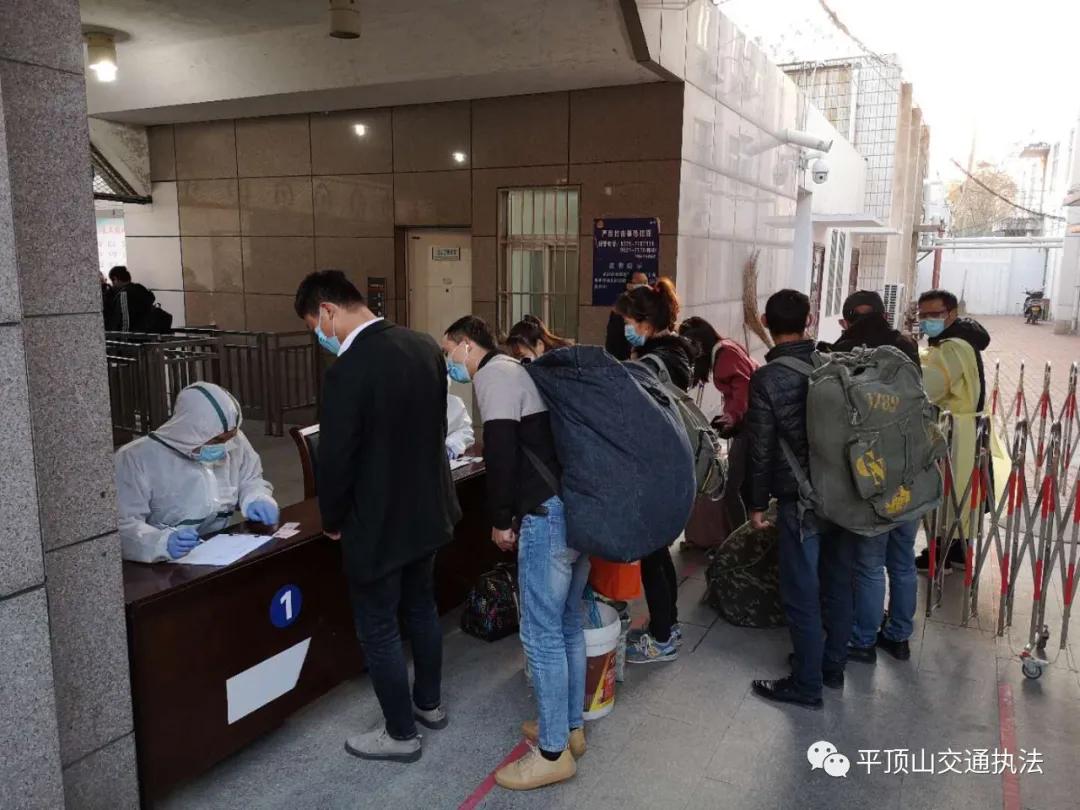 关于疫情结束时间的探讨，我们何时能够重返正常生活？