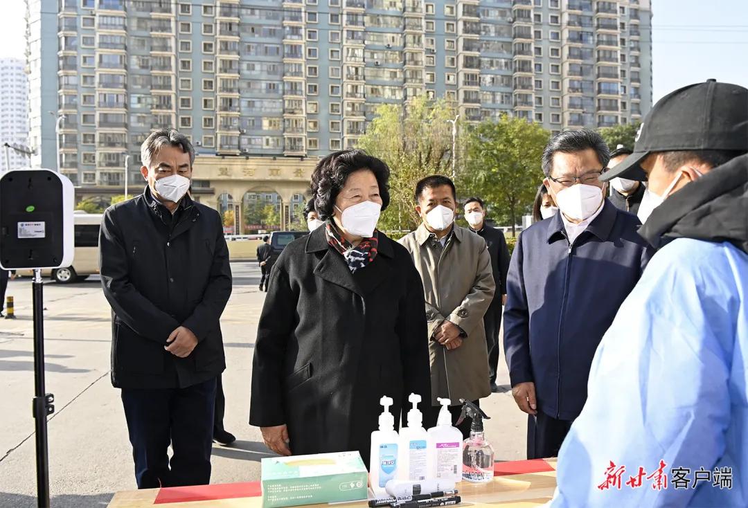 疫情地图数据图，揭示疫情蔓延与防控的实时动态