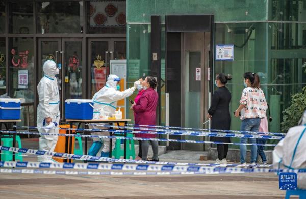 重庆疫情最新消息，今日封城举措全面启动