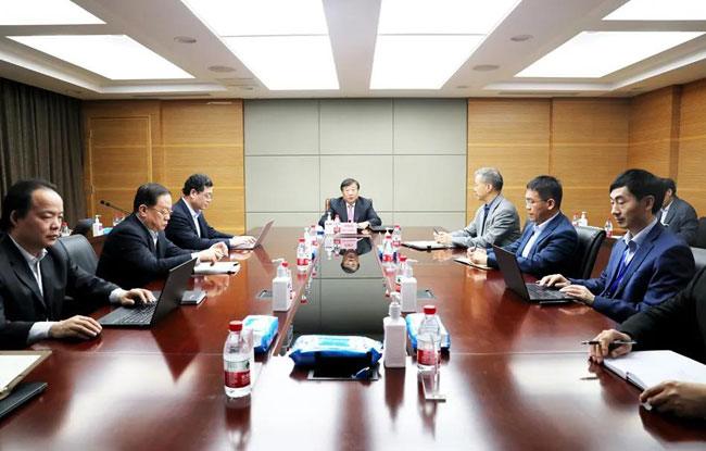 全球共同应对疫情挑战，实时动态下的世界抗疫动态