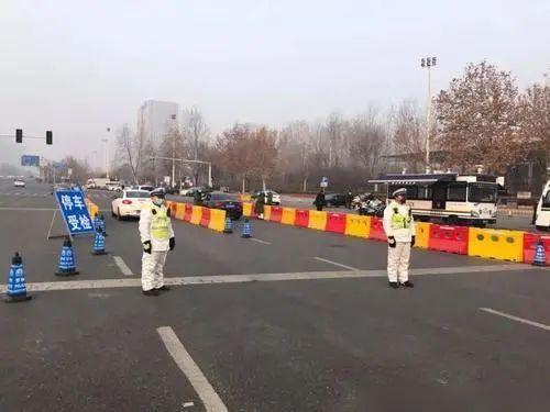 全国疫情封城始末，回望与反思之路