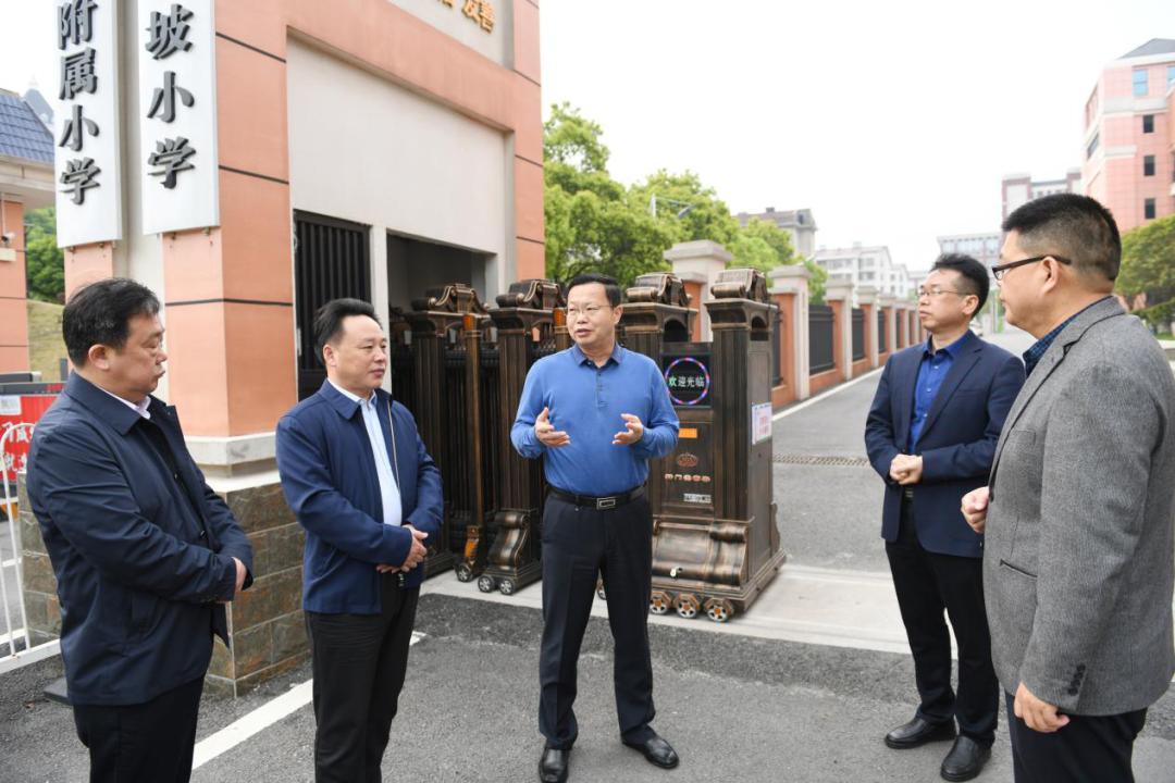 新冠肺炎疫情下的城市封锁时刻