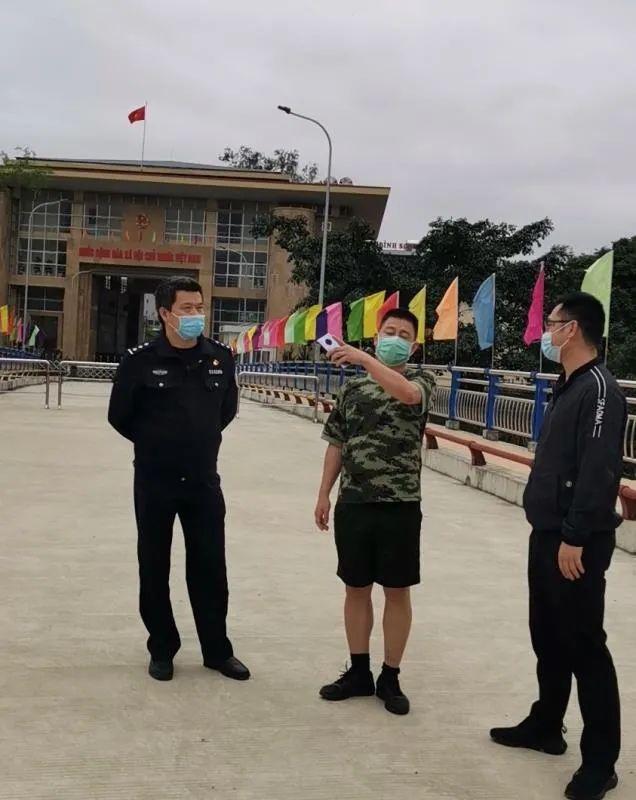 疫情背景下国门全面逐步开放策略