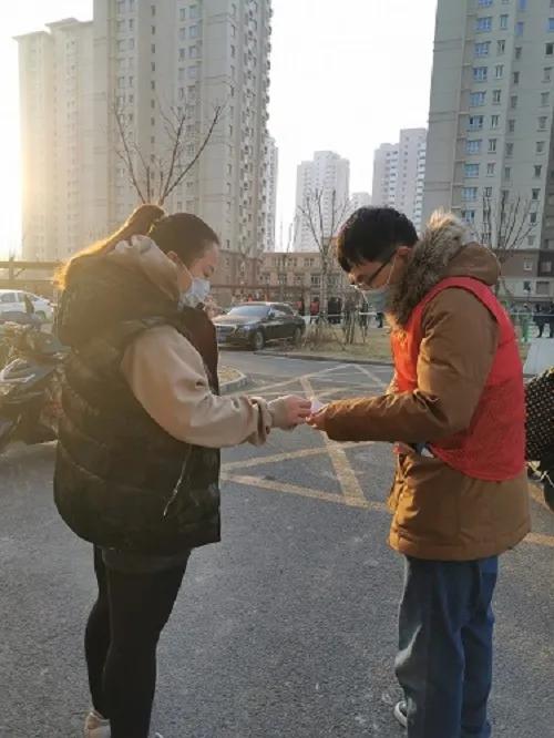 地方疫情防控政策，策略与实践探索