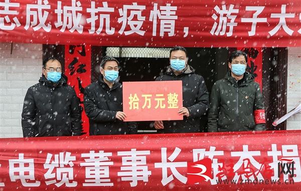 一线抗疫的真实写照，疫情英语在此地留下印记