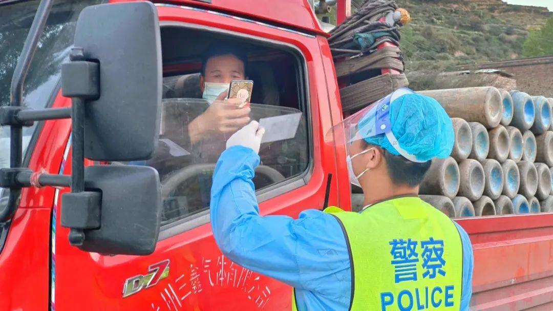 疫情防控，哪个部门应肩负重任？