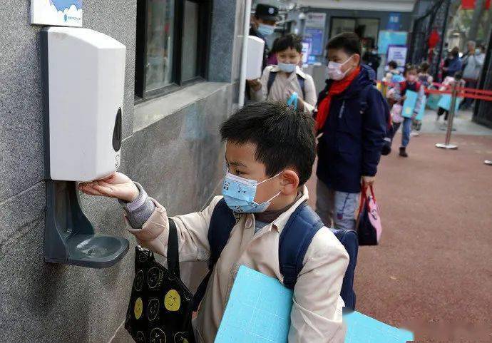 无疫情地区开学受阻，深度探究其原因