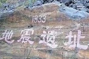 疫情挑战与希望并存之地