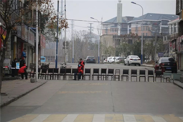 县城安然无恙，揭秘封城传闻背后的真相