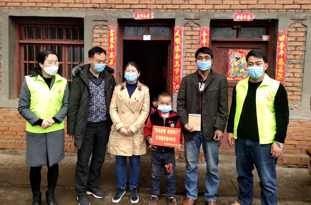 数据驱动的抗疫行动，疫情信息统计表分析