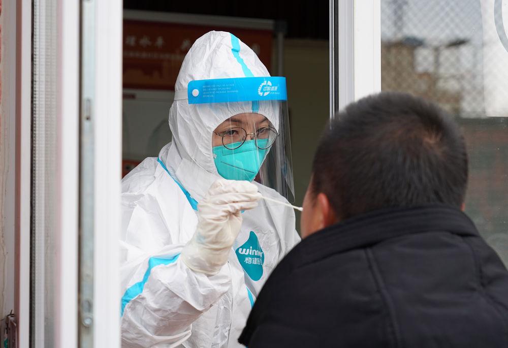 地方防疫策略加码，优化与实践中的挑战