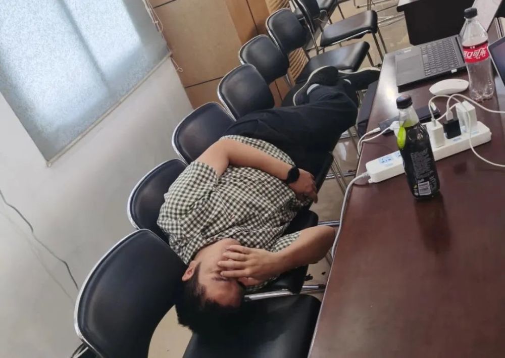 全球疫情实时播报与追踪洞察