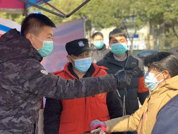 疫情多方协同管理，共克时艰时刻