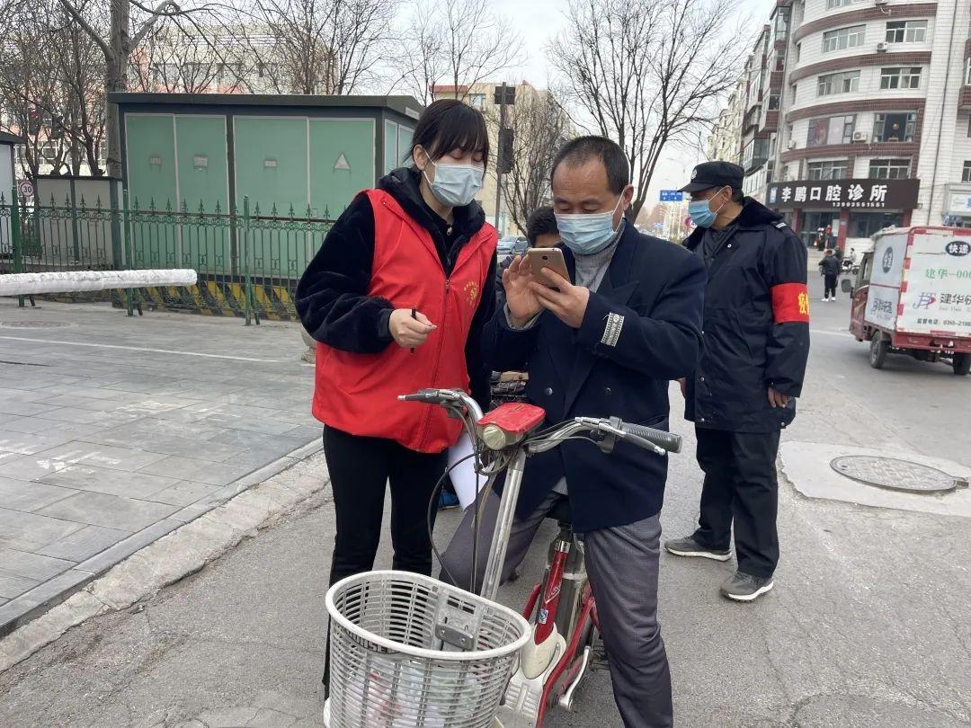 疫情报告表图片，实时数据监测与防控进展一览