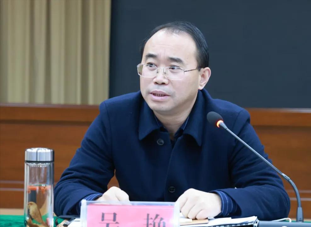 新冠疫情防控指挥部全称与关键角色解析，保障健康安全的核心力量