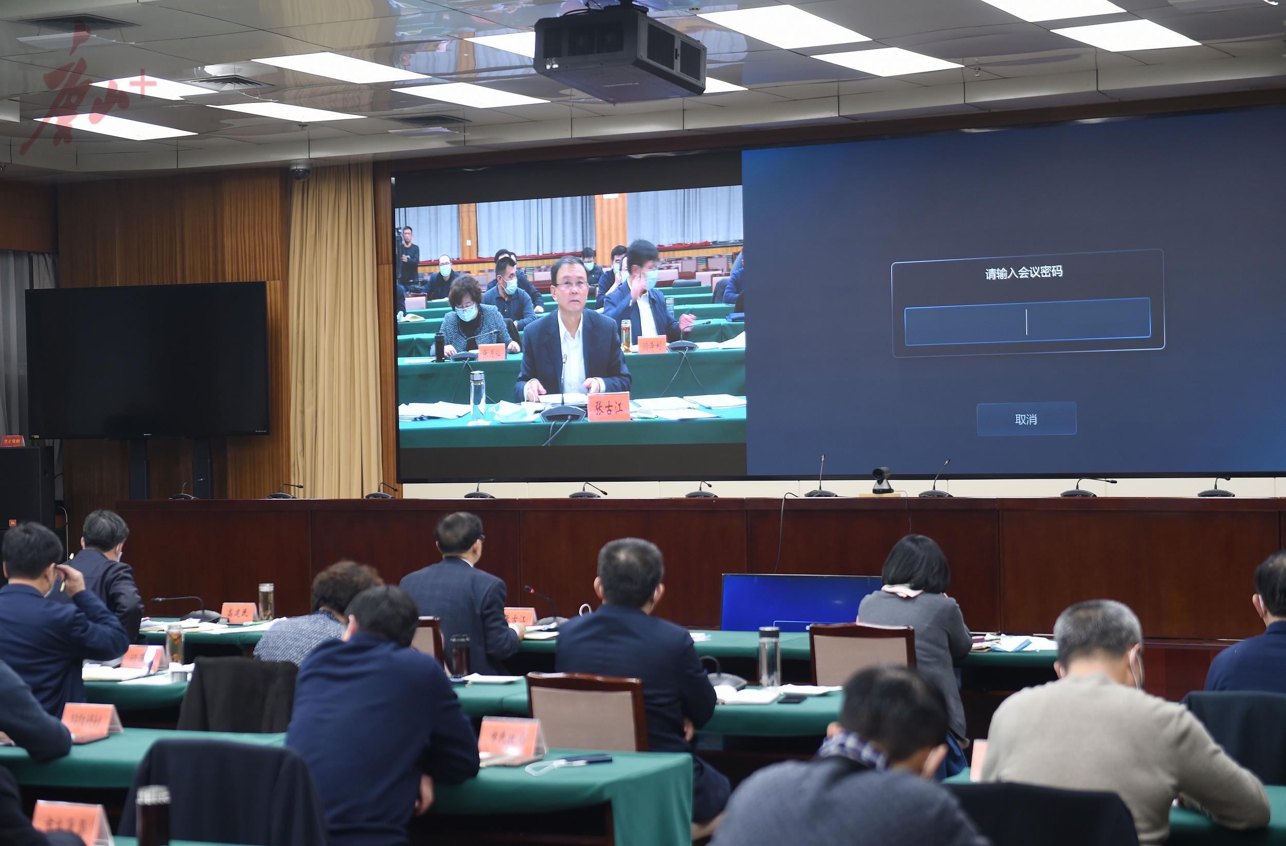 疫情指挥部信息，关键枢纽与决策中心的战略地位