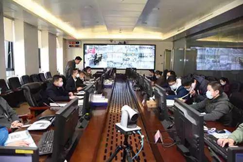 疫情防控指挥部办公室，前线与后方的协同枢纽