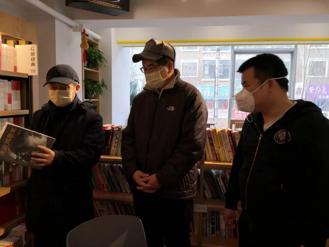 疫情防控指挥部的电话，连接希望与安全的生命线