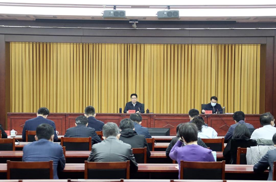 调整疫情防控指挥部通知公告