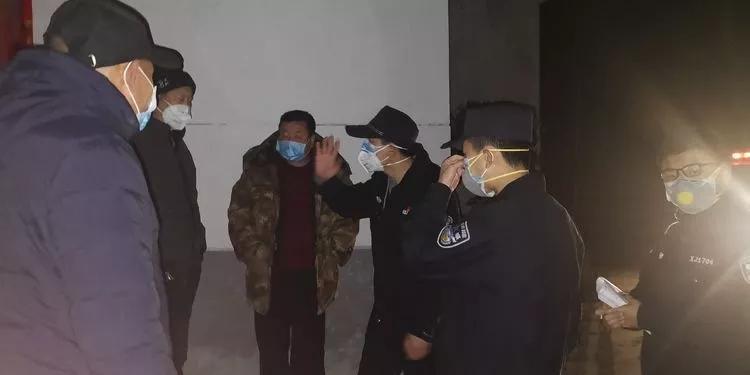 疫情防控指挥部成员，守护生命的坚强卫士