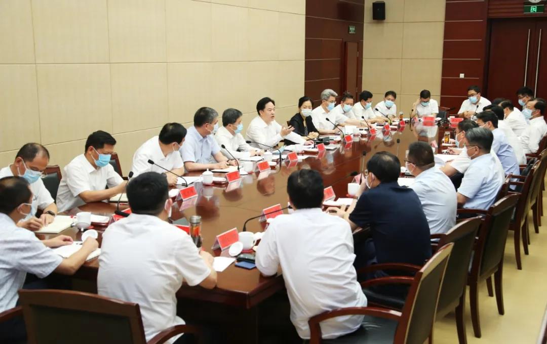 疫情防控指挥部守护生命安全的坚强力量，组成人员揭秘