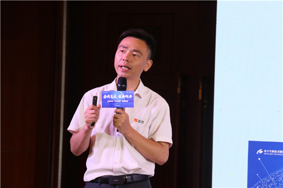 社会热点新闻深度解析，聚焦最新焦点，揭示背后真相