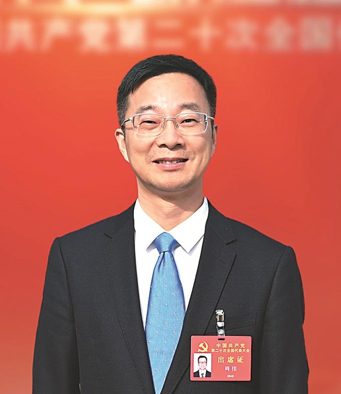 社会动态与经济交汇点，最新热点新闻分析