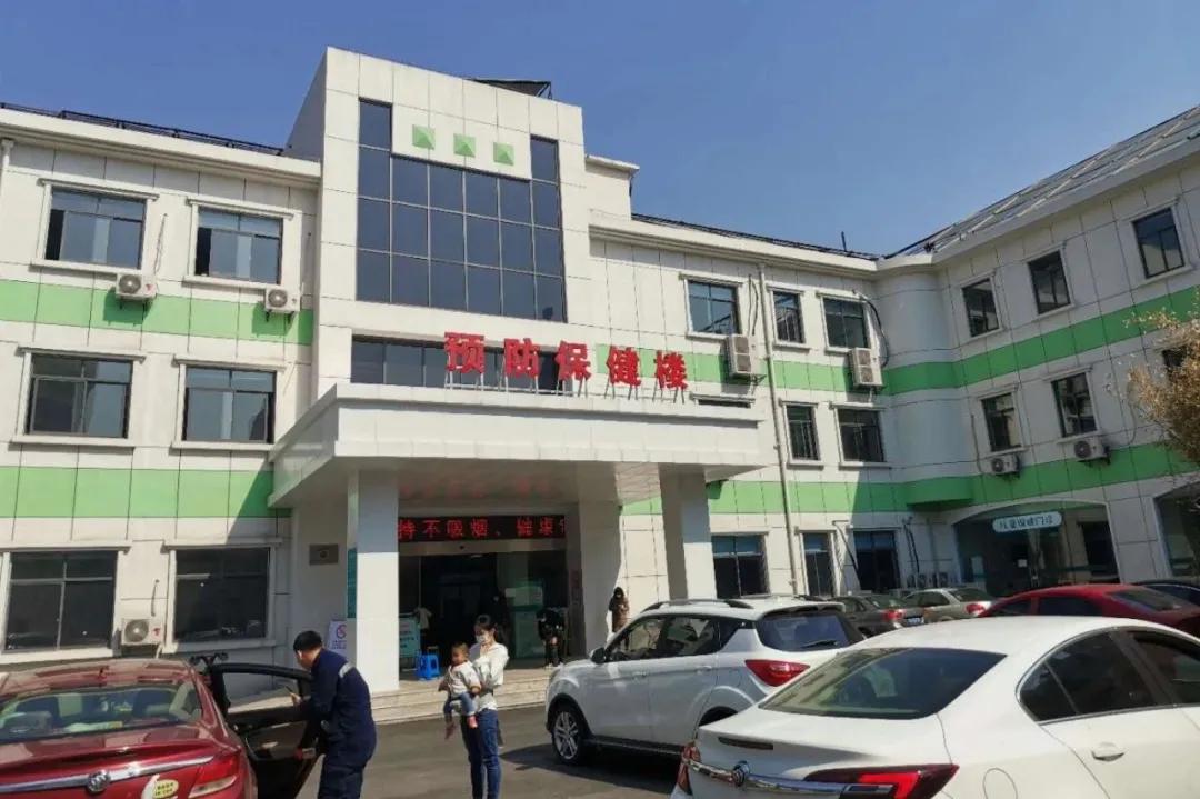 地方电视新闻，连接社区与信息的桥梁纽带