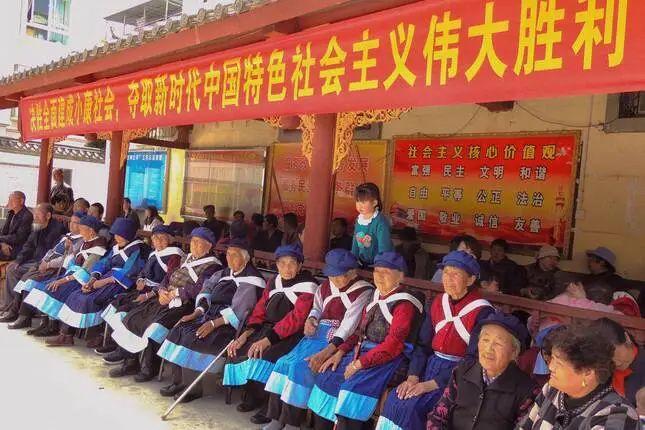 社会热点新闻揭秘，时代声音与社会现象的碰撞