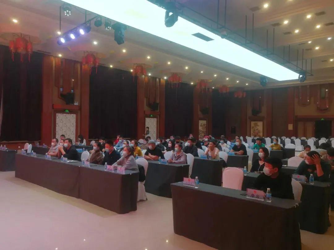 地方新闻栏目，社区民众的桥梁纽带