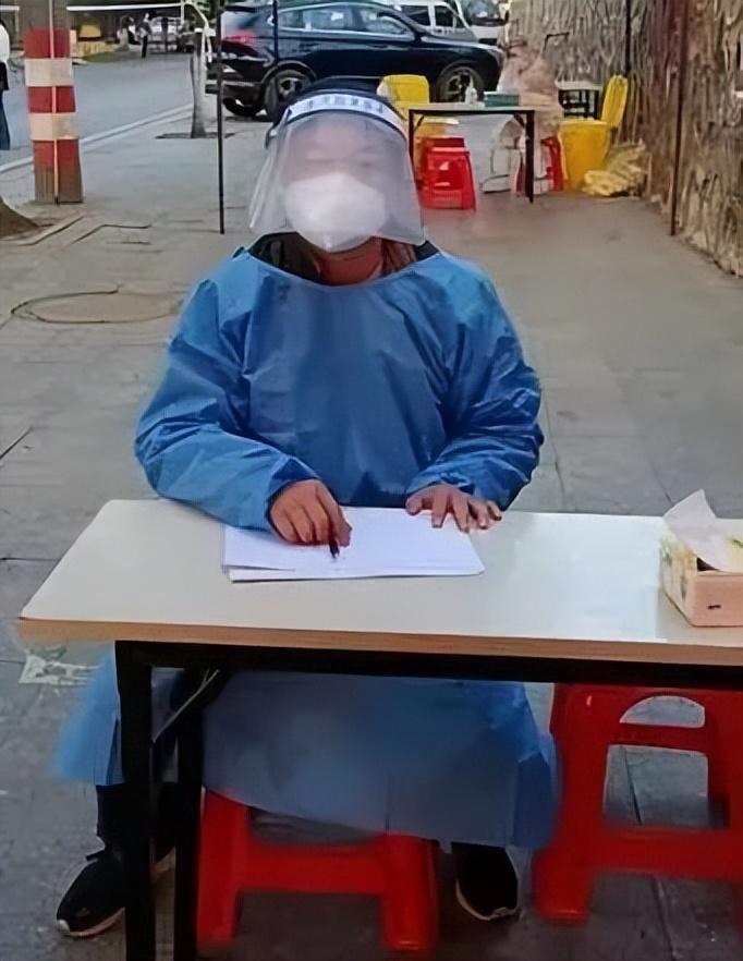 疫情防控举报热线，力量与生命线的价值