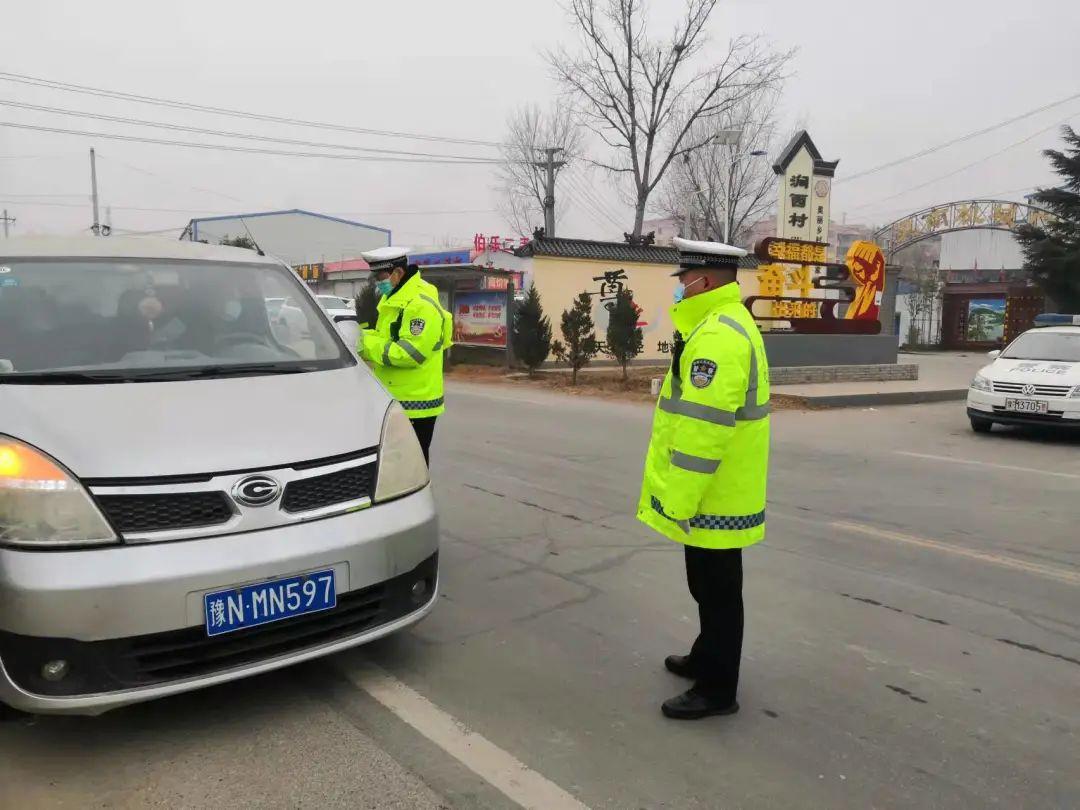 当地筑牢防线，守护家园安宁，疫情防控行动启动
