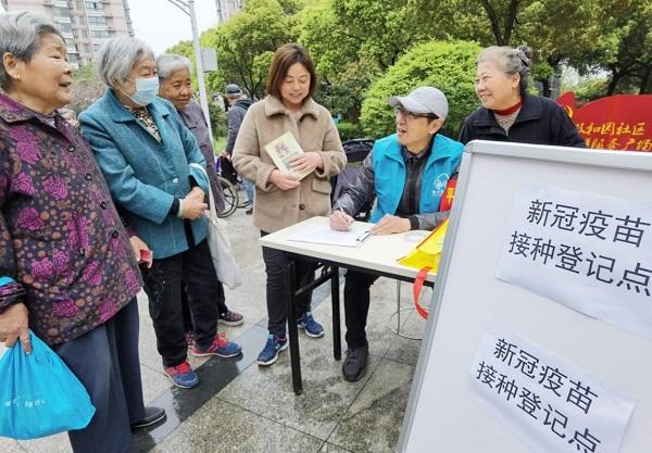 防疫政策下的电话沟通，连接心灵，共筑理解与希望之桥