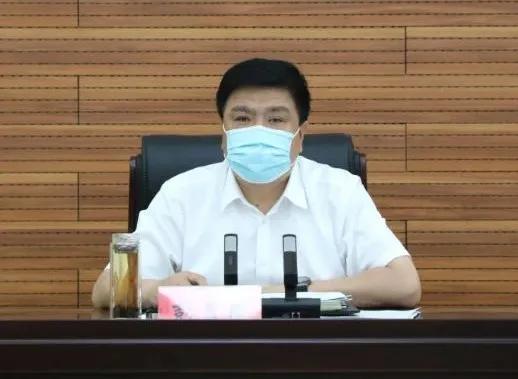 新冠疫情下政府部门的主管责任与担当