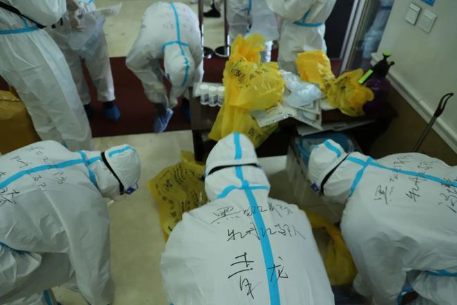 当地严密防控措施，筑牢抗疫防线，守护家园安全