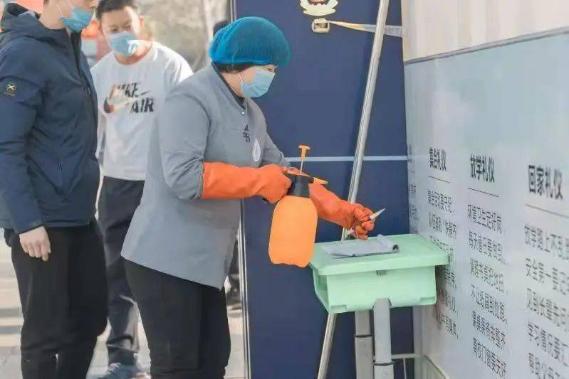 当地严密防控措施，筑牢抗疫防线，守护家园安全