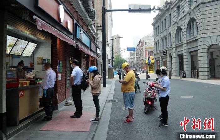 疫情现状下的生活秩序逐步恢复正常