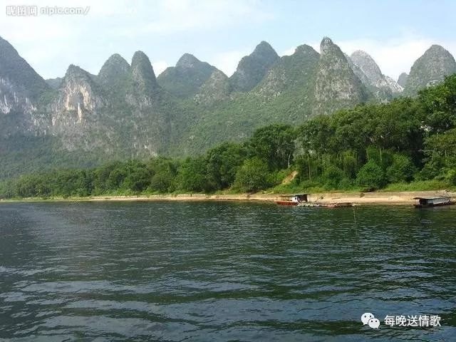 风景如画，美丽地方的拼音诠释