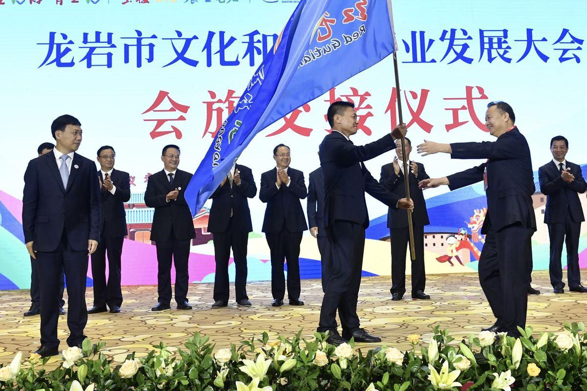 疫情阴霾下的地级市现状与挑战探究