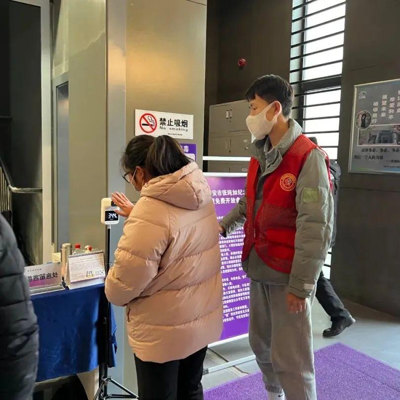 探寻未来，疫情结束的时间与条件展望2022年