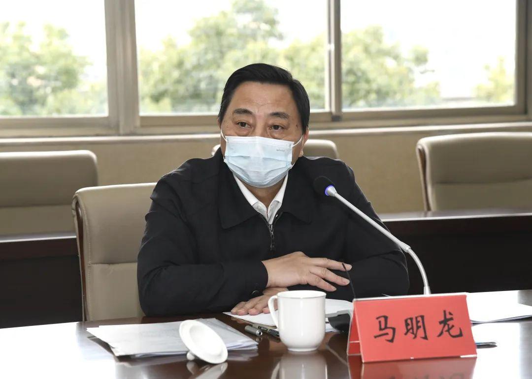上次疫情，新冠病毒的崛起与全球挑战