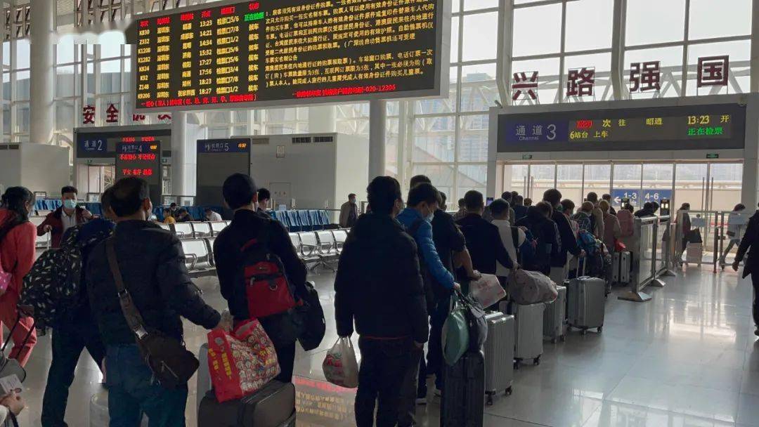 贵州疫情最新动态与防控措施年度报告（2021年）