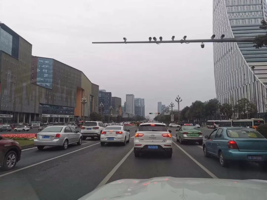 成都疫情恢复之路，城市重焕生机与活力的历程