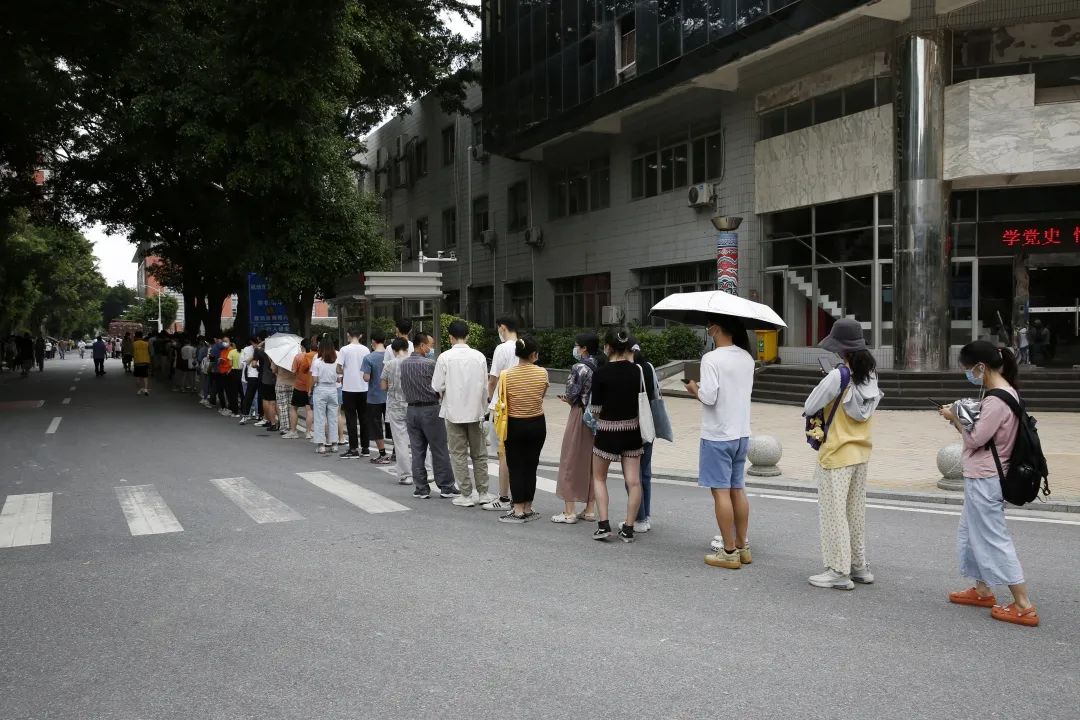 疫情回顾与预测，开始与结束时间表揭秘