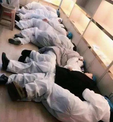 全球共同抗击疫情的历史记忆，疫情结束的时间节点展望